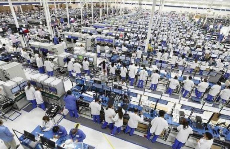 عمالقة التكنولوجيا بين التفكيك وإعادة التنظيم .. مكاسب مليارية واتهامات احتكارية