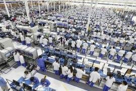 عمالقة التكنولوجيا بين التفكيك وإعادة التنظيم .. مكاسب مليارية واتهامات احتكارية