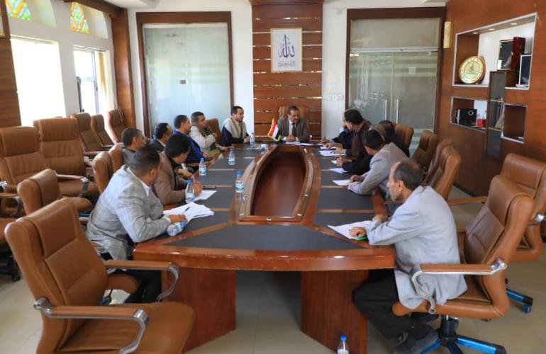 اجتماع بوزارة الصناعة لمناقشة سبل تعزيز الشراكة بين القطاعين العام والخاص