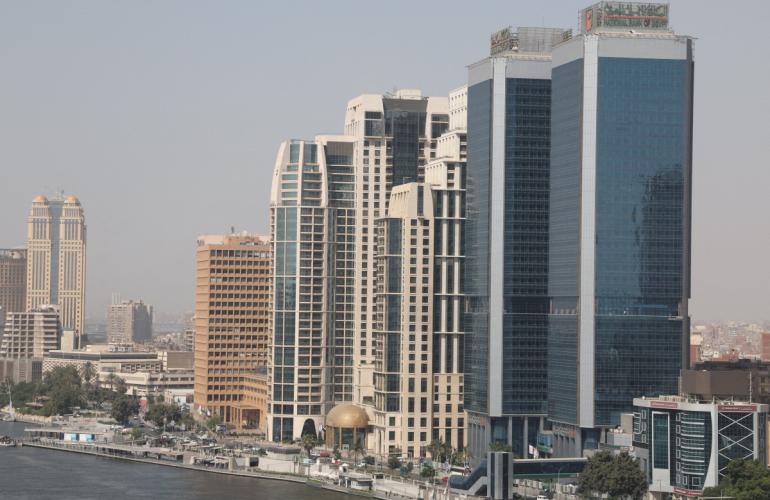 نشاط القطاع الخاص في مصر يتباطأ مع خفوت ضغوط التضخم