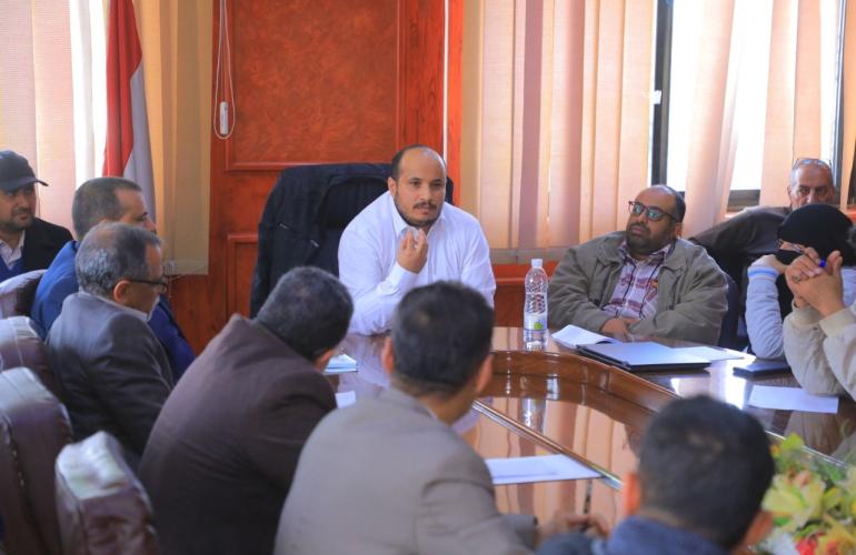 وزير الصناعة يرأس اجتماعا لمناقشة  خطط وبرامج الهيئة اليمنية للمواصفات والمقاييس وضبط الجودة 