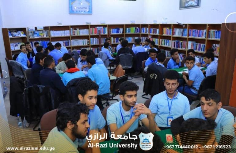 مكتب التربية بأمانة العاصمة بالتعاون مع جامعة الرازي ينظمان التصفيات النهائية للمسابقات العلمية والمنهجية للمرحلة الثانوية.