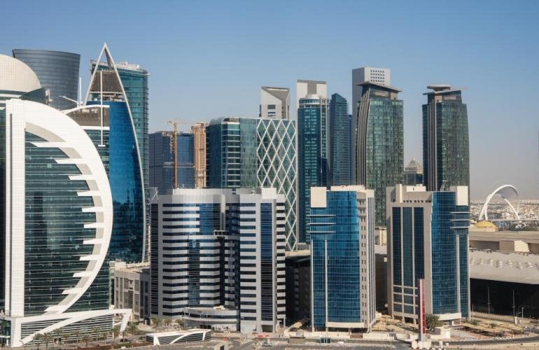 قطر ترصد 9.6 مليارات دولار لتطوير أراضي المواطنين