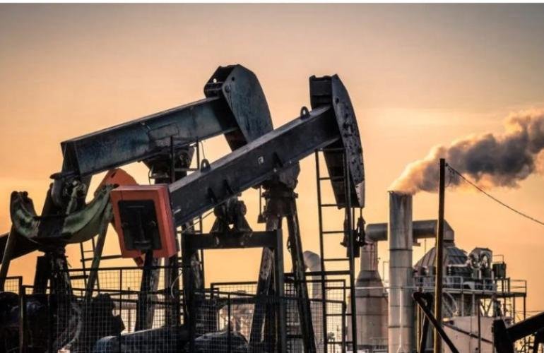 "حرب النفط" على الأبواب.. العالم يترقب 4 ارتدادات مدمّرة
