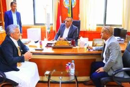 مدير عام هيئة المواصفات يلتقي التجار والمصنعين في اليوم المفتوح