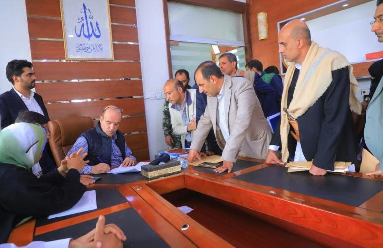 وزير الاقتصاد يلتقي المواطنين والقطاع الخاص خلال اليوم المفتوح