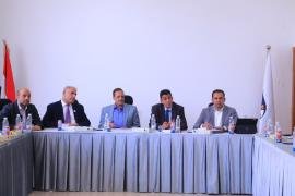 مناقشة واقع صناعة الدواء المحلي والتحديات التي تواجهها وسبل تعزيز الاستثمار