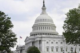 مجلس الشيوخ الأميركي يتحرك لإنهاء أطول إغلاق حكومي في تاريخ البلاد