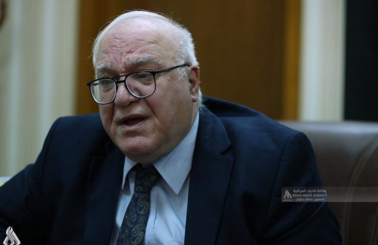 العراق يعتمد سياسة نفطية جديدة تؤسس لبنية اقتصادية متكاملة