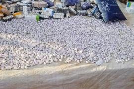 مركز الراهدة الجمركي يحبط تهريب عشرة كراتين أدوية مقيدة