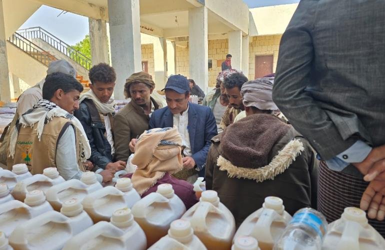 يريم يشيد بنجاح سوق العسل في بني قيس ويوجه عددا من الرسائل