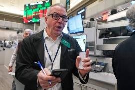 تفاؤل حذر يهيمن على توقعات السوق الأمريكي في 2026