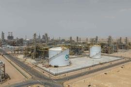 ارتفاع انتاج النفط في سلطنة عمان خلال نوفمبر الماضي مسجلا 334 مليون برميل