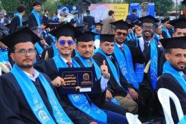 جامعة العلوم والتكنولوجيا بصنعاء تحتفل بتخريج 750 طالباً وطالبة من مختلف التخصصات الطبية والهندسية والإدارية 