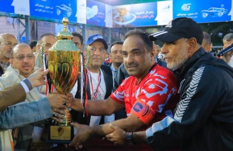 فريق وزارة الشباب يتوج ببطولة الاتصالات